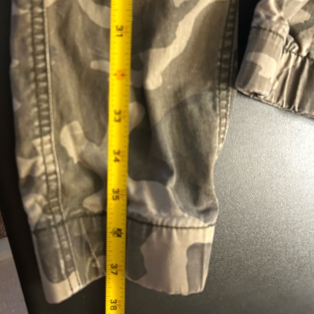 Old Navy Men's Green Camouflage Cargo Jogger Pants Size Small - Picture 10 of 11
